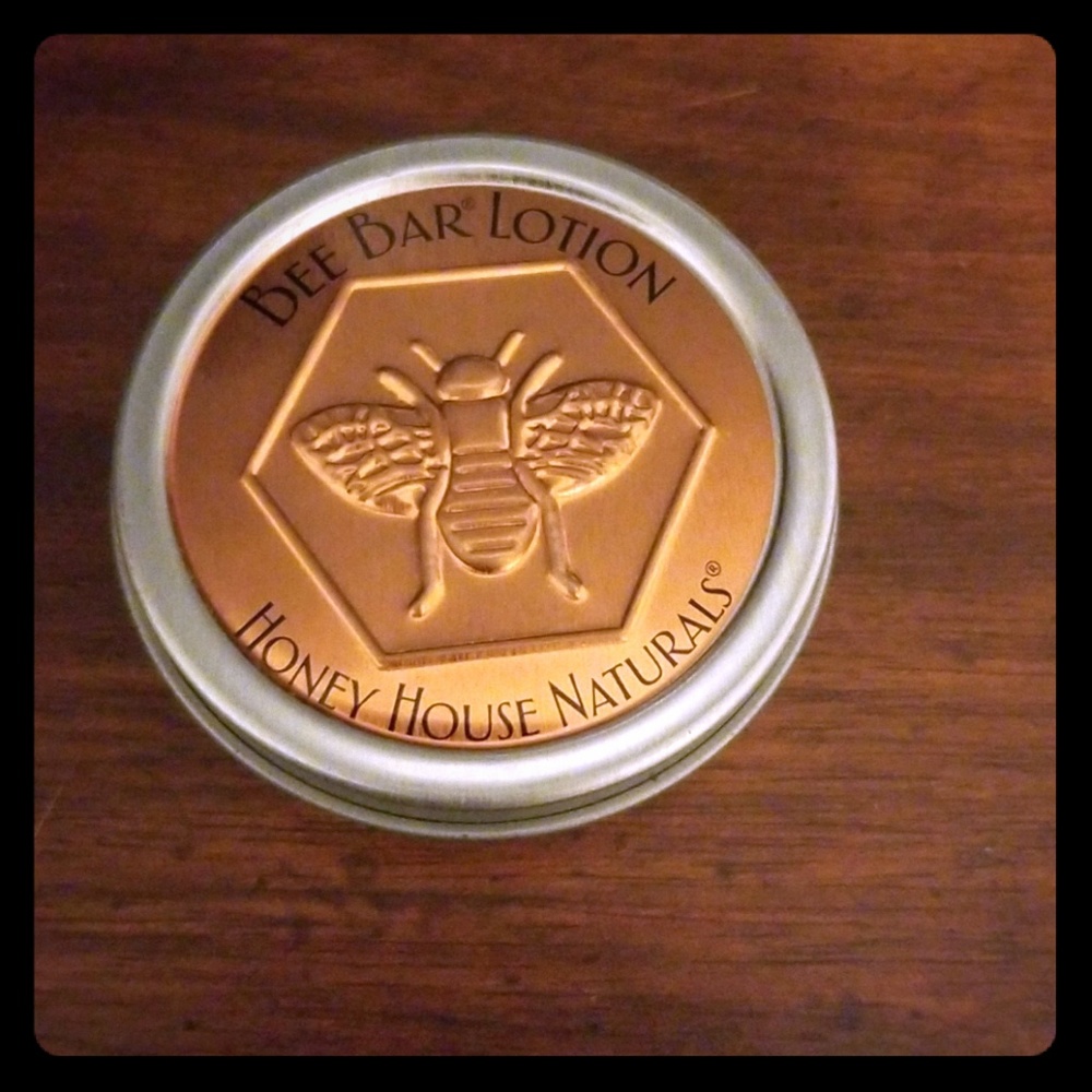 Honey House Naturals Bee Bar, Hawaiian New